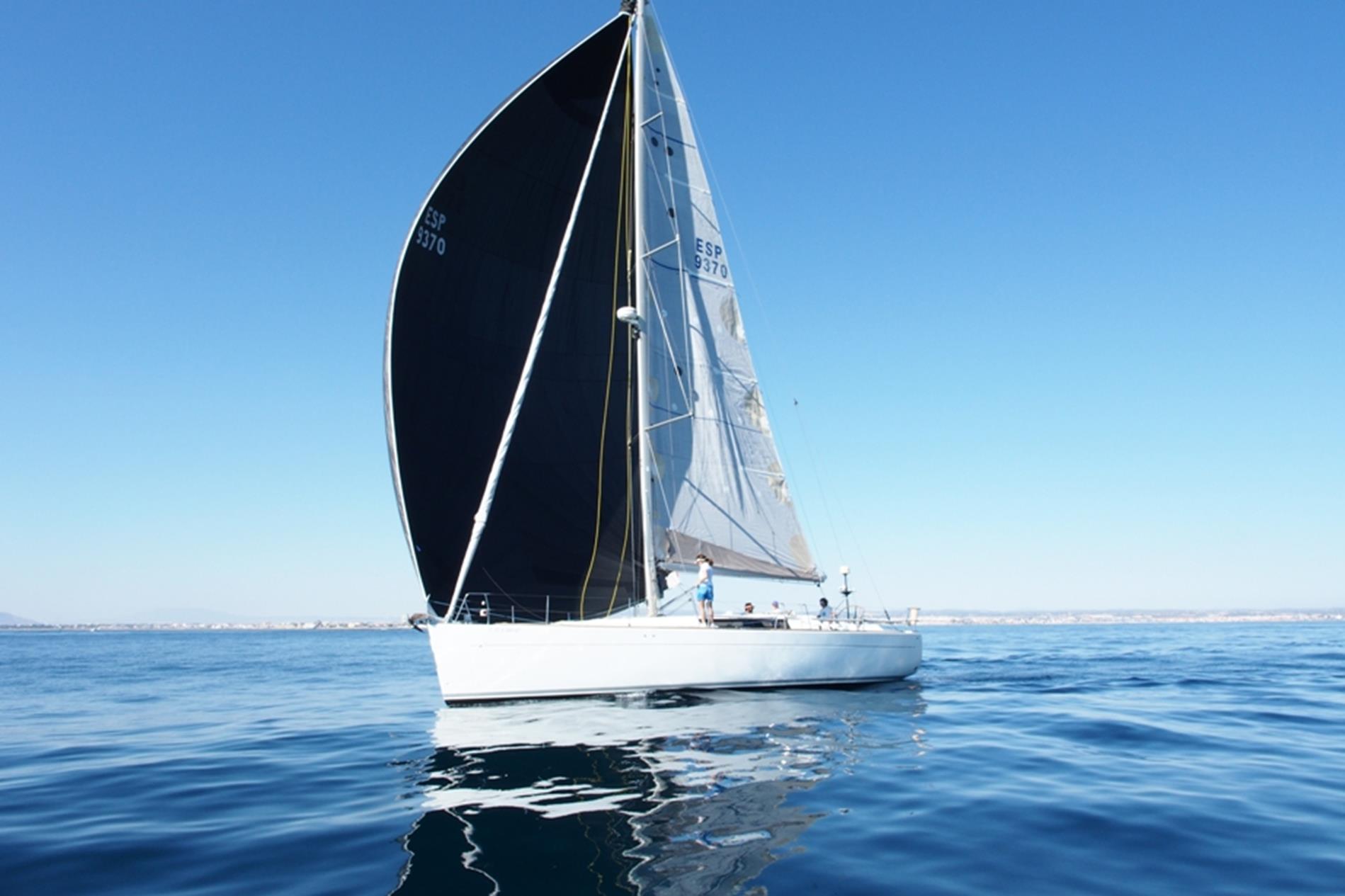 Bateau à voile: Wauquiez Centurion 45S